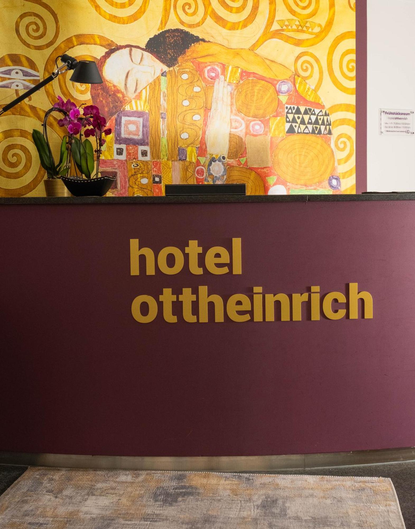 Hotel Ottheinrich Weinheim Exteriör bild